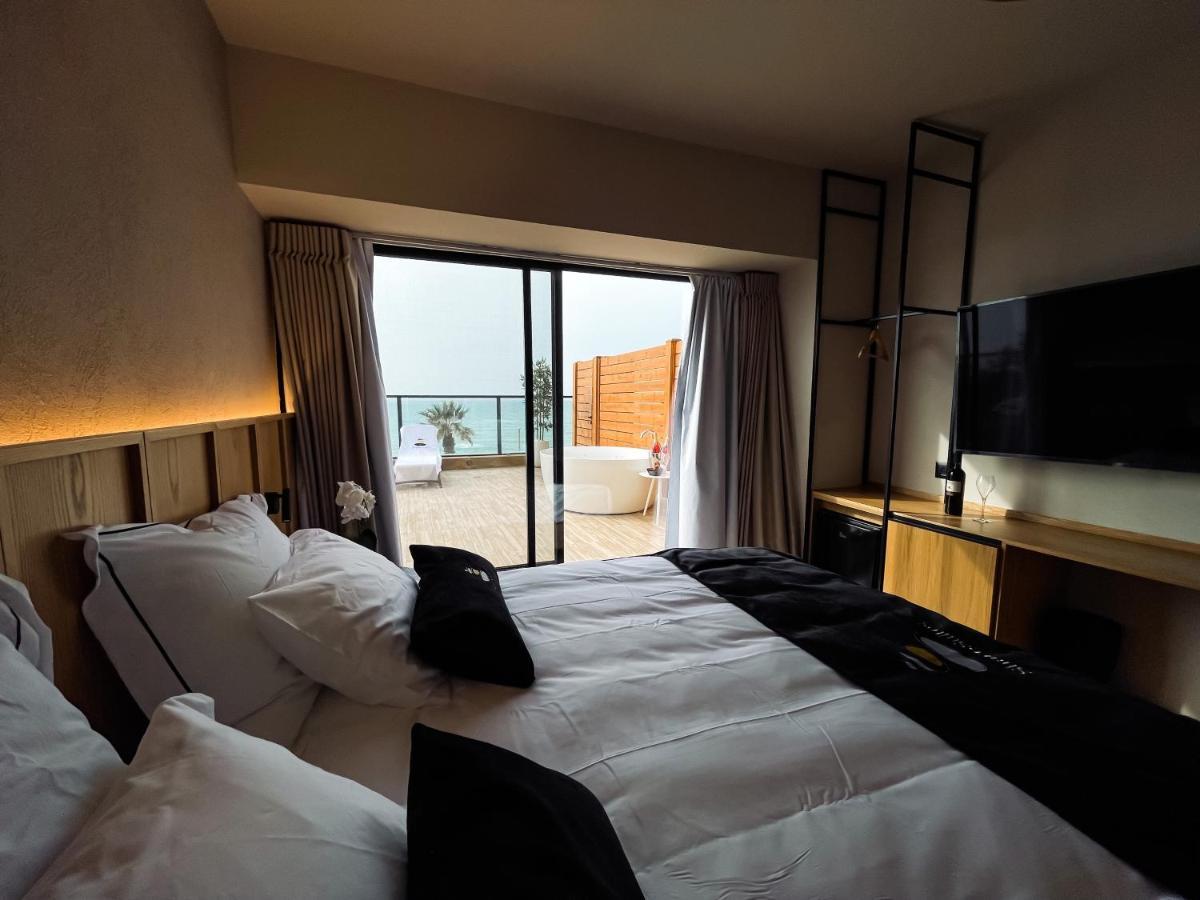 Share Suites Hotel Bat-Yam Bat Yam Bagian luar foto